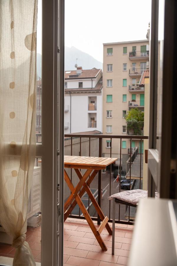 ואלמדררה Cozy Lake Como Apartments מראה חיצוני תמונה