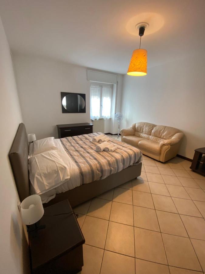 ואלמדררה Cozy Lake Como Apartments מראה חיצוני תמונה