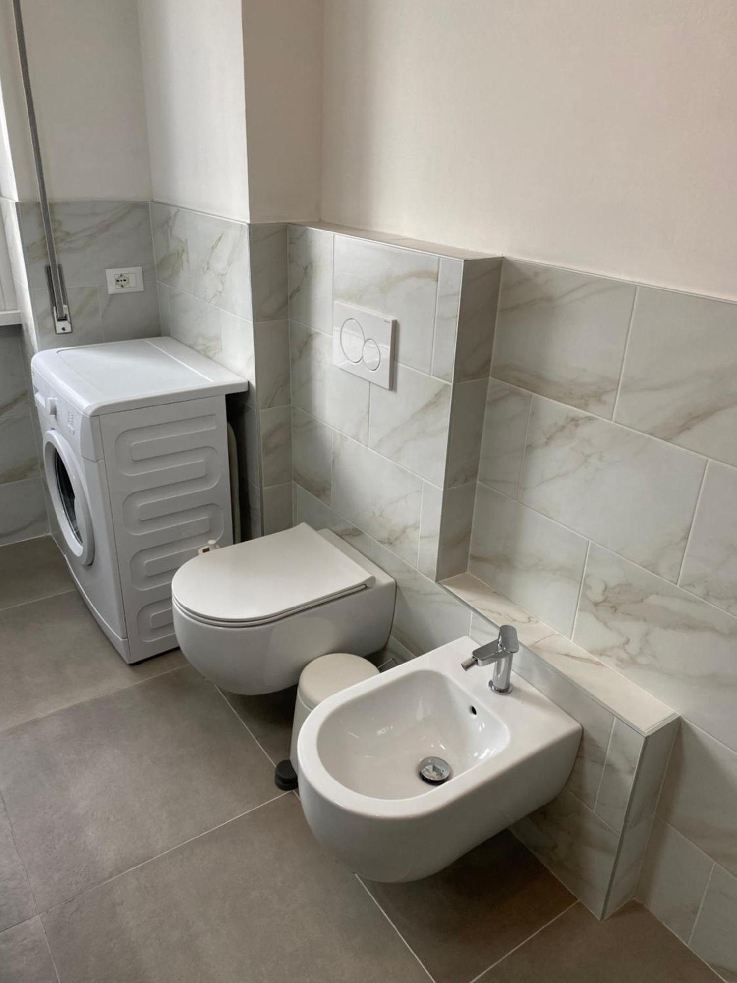 ואלמדררה Cozy Lake Como Apartments מראה חיצוני תמונה